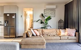 Wamoon Retreat - Luxe House